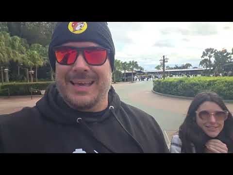 COLD Day at Animal Kingdom - Zootopia Ride and Pandora at Night