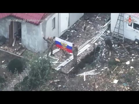 Rússia reivindica tomada de mais duas cidades no sul da Ucrânia | AFP