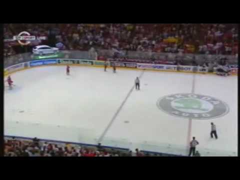 Nikolai Kulemin Foul Korbinian Holzer 5+20 minutes Germany - Russia WCH Germany 2010 Semifinal