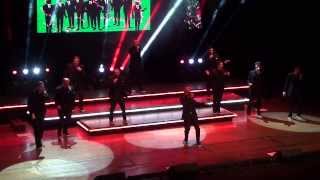Straight No Chaser - &quot;Santa Claus Is Comin&#39; To Town&quot; - Providence, RI