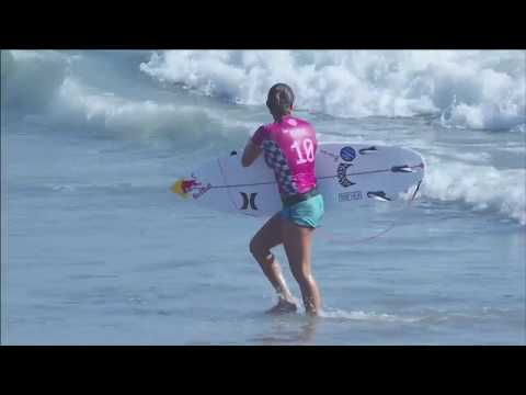 Carissa Moore vs. Paige Hareb - Round Two, Heat 5 - Vans US Open of Surfing - Women's 2018
