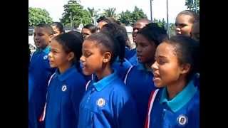preview picture of video 'Que canten los niños -  Quiero ser pan; Escuela Básica Loyola del IPL de San Cristobal, R.D.'