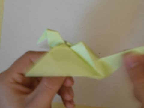 Origami: fluttering crane
