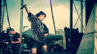 Nico Vega - So So Fresh