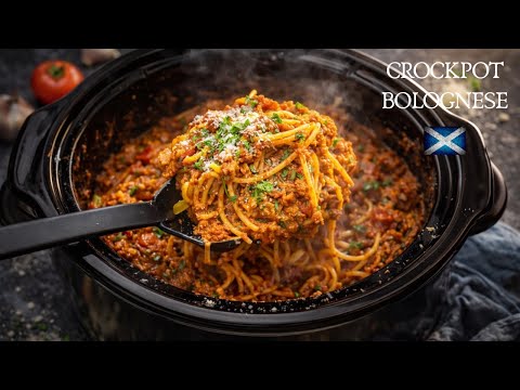 Crockpot Spaghetti Bolognese | Dump & Go Slow Cooker Recipe :)