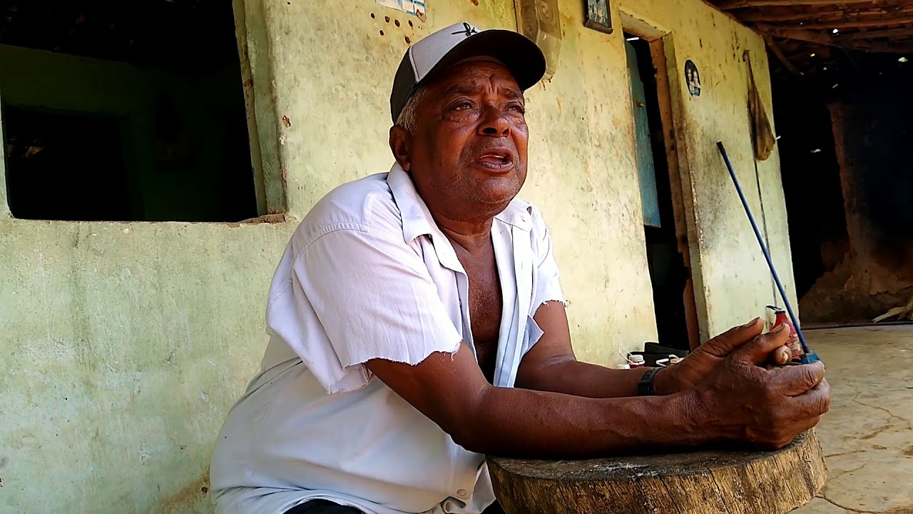 GOBEU CONTANDO HISTÓRIA DE LOBISOMEM