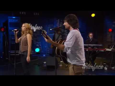 Pete Yorn and Scarlett Johansson performing "Search Your Heart" from their Break Up album