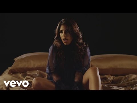 Janid - Desde Que No Estás (Official Video)