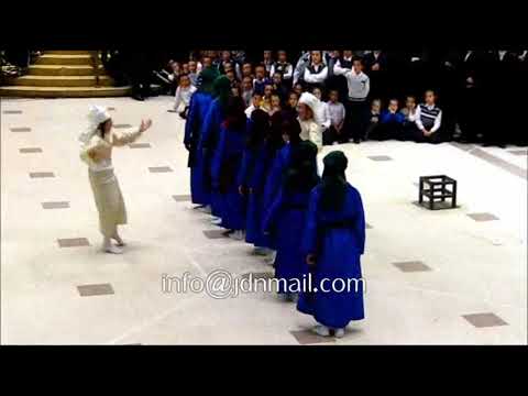 Special Performance At Simchas Beis Hashoeiva In Skver - Sukkos 5775