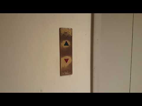 Rotary Hydraulic Elevator @ Mayfair Mall - Wauwatosa, WI