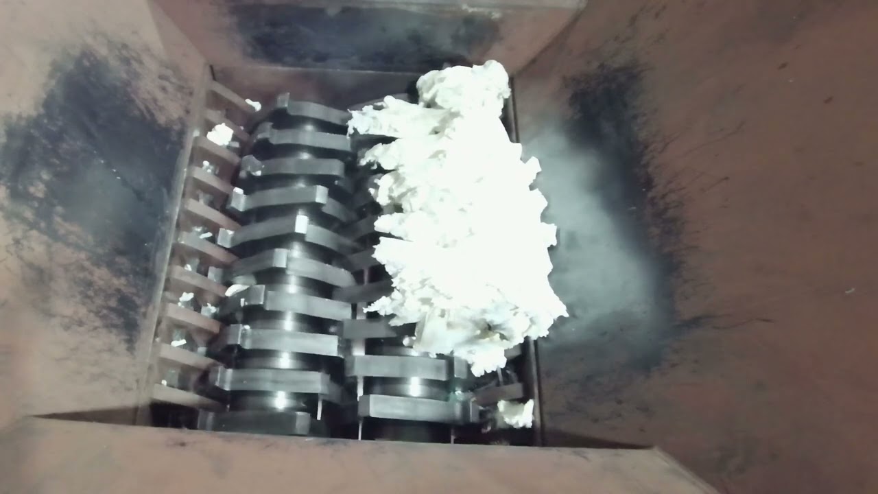 ロールの破砕　破砕機　ライオンシュレッダーベクタリング（特許）　Cutter Vectoring SHREDDER