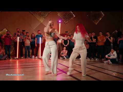 La Demanda -  @romeo  & @raulinrodriguezelcacique   | Bachata Moderna 2.0 | Magda & Valeria