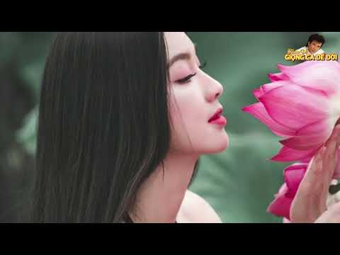Thể hiện bởi Tuấn Vũ