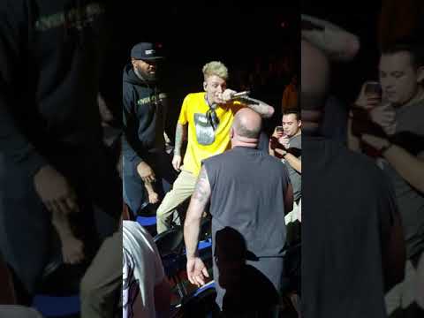 Machine Gun Kelly vs Toxic Fan