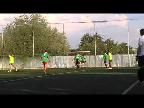 Pietroasa contra Echipa de soc