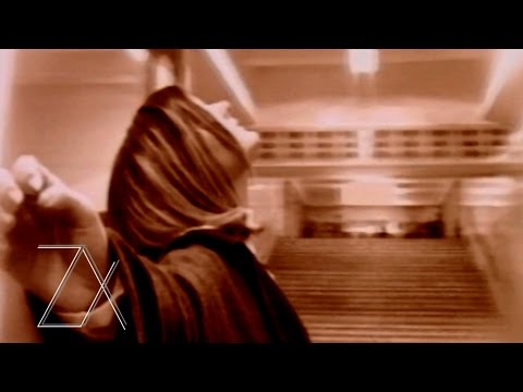 Zülfiyyə Xanbabayeva - Gecikməyin Sevməyə (Rəsmi Musiqi Videosu)