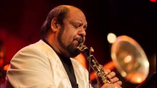 Ferus Mustafov - Dalecen istok