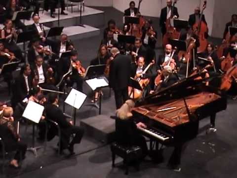 Eleonora Teplukhina plays Tchaikovsky piano concerto No 1  3-rd mov.(fragment)