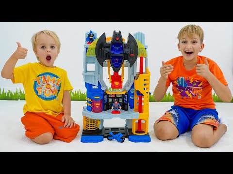 Vlad dan Chris membantu Batman dan Superman menyelamatkan Batcave