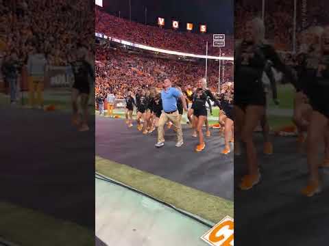 ‘Security Guard’ Busts a Move Alongside University of Tennessee Dancers