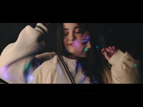 Yorka - Y bailamos tanto (Video oficial)