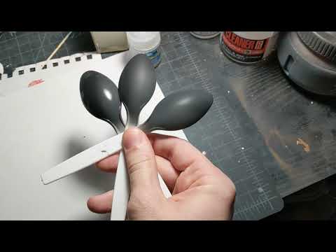 Testors Dullcote vs Mr Color GX-114 vs Uncoated Mr Color Black + Gray