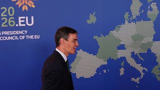 Verteilt Spanien Tausende Euro pro Monat an neu legalisierte Migranten?