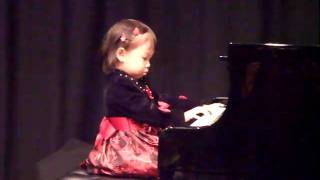 3 years old kid's piano performance "ode to Joy, london bridge, this old man"