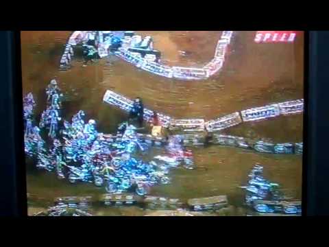 Ryan Dungey's First Turn Crash at San Diego 2010 Supercross Main