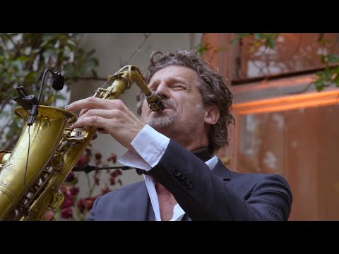 Sebastian Grimus on Sax & Decks   short movie
