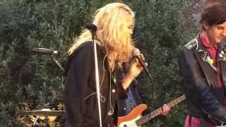 Sky Ferreira Performs &quot;Guardian&quot; At The Battery 8/6/15