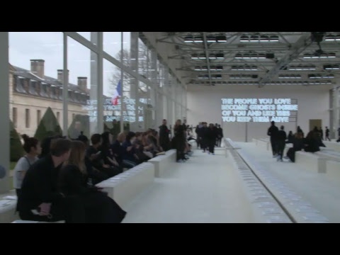 VALENTINO WOMEN'S FALL/WINTER 2019-20 SHOW