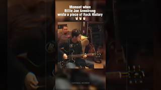 Download lagu EXACT moment when Billie Joe Armstrong create a piece of ROCK HISTORY #greenday #billiejoearmstrong mp3