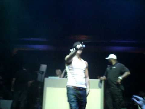 NKOTBSB Minneapolis after party 7/15/11 - Oh Donnie (Oh Mickey!) song