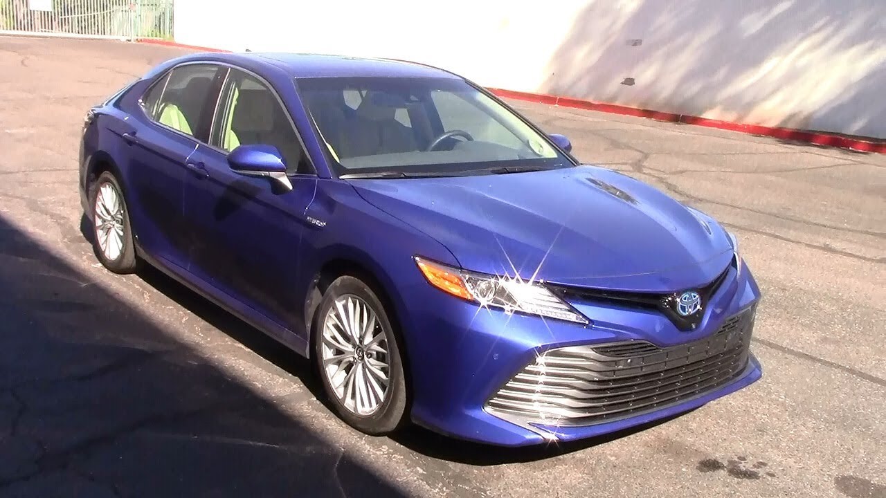 2018 Toyota Camry Hybrid: 450 Mile Test Drive