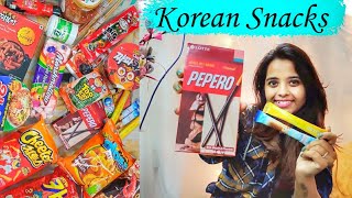 I tried all type of KOREAN SNACKS available in Market💜 | Maxim coffee , Pepero , seaweed snack etc