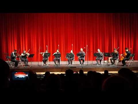 Un Vals Para Mi Madre - Cuarteto Primavera y Quinteto Xocomil