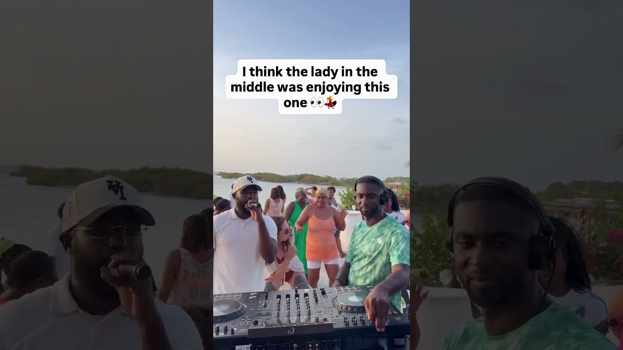 I think the lady in the middle was enjoying this one seanblxzeapm 🇦🇬🔥#djagonline #teamag