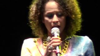 SIMONE MORENO &quot;Deidres Samba&quot; (Live @ Telegram från Cornelis, Kulturfestivalen 2010)