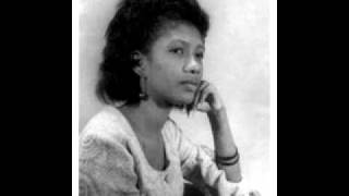 MARCIA GRIFFITHS - MELODY LIFE.wmv