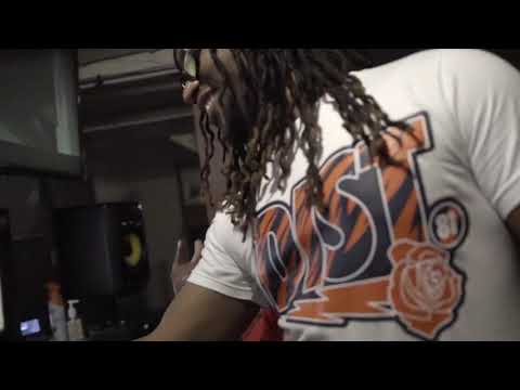 Snap Dogg & YBM Jimi in the Studio working