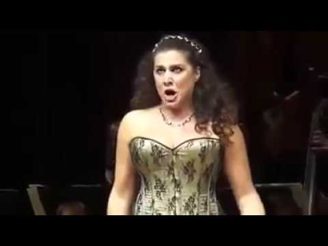 Cecilia Bartoli The Greatest Coloratura Mezzo Soprano (Soprano for some) of all times