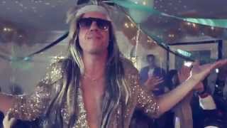 MACKLEMORE X RYAN LEWIS - AND WE DANCED official video