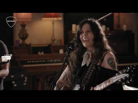 Live With: Lilly Hiatt - Little Believer