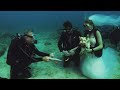 Scuba Diving Couple Gets Married In Underwater Wedding