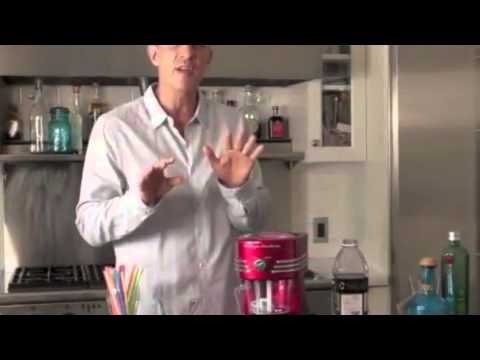 SMART Worldwide - Nostalgia Retro Frozen Beverage Station