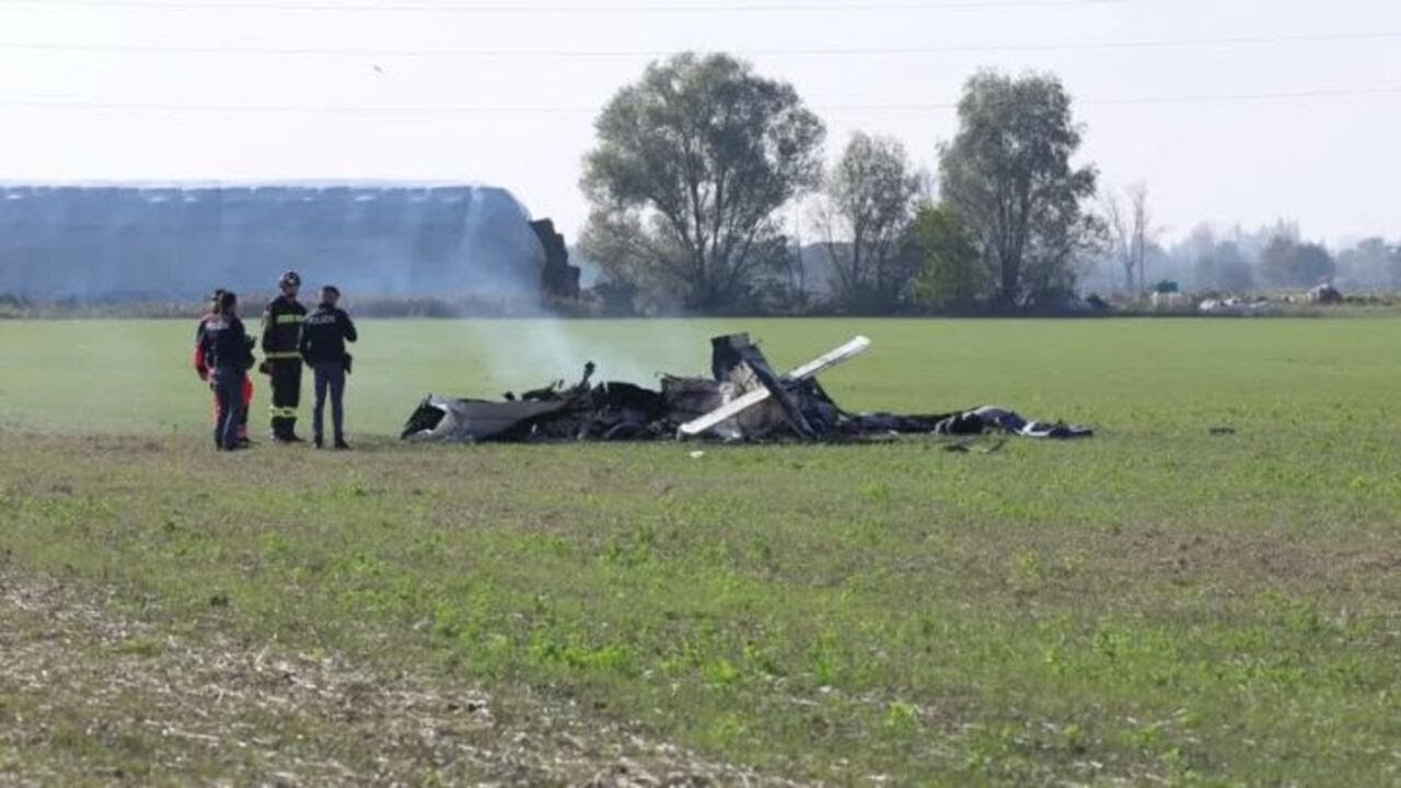 Cade un ultraleggero nel Ferrarese, un morto