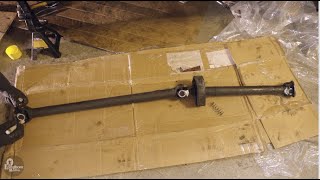 How to Replace the Carrier Bearing and Bushing on a Volvo 240