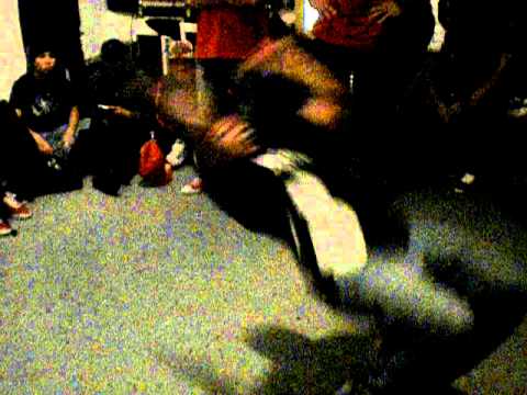 AK-47 vs Swift Characterz