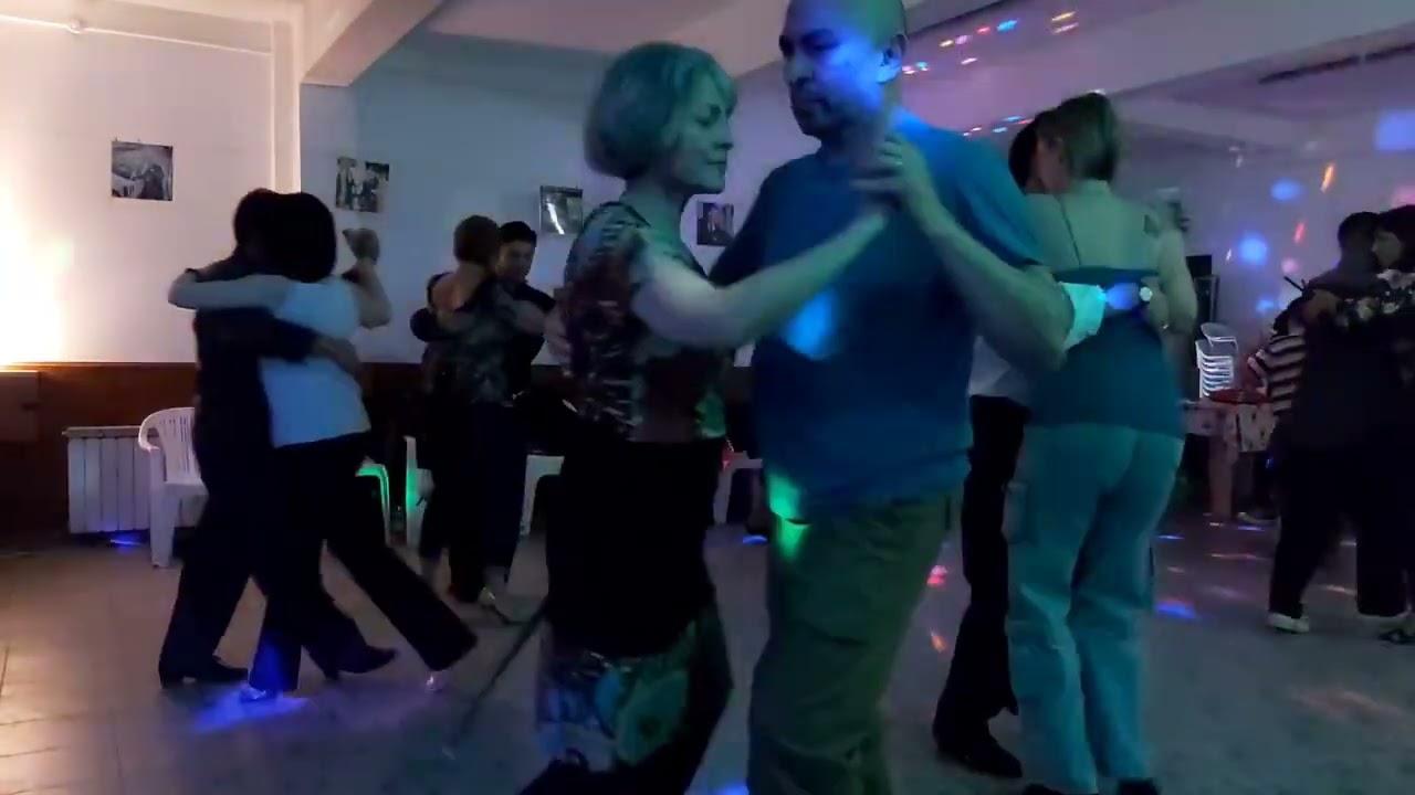 26/07/23 TDJ Aldo Orrego 🎧 Juan D'Arienzo "Sueño florido" Milonga Abrazo Fueguino☃️en Ushuaia🇦🇷